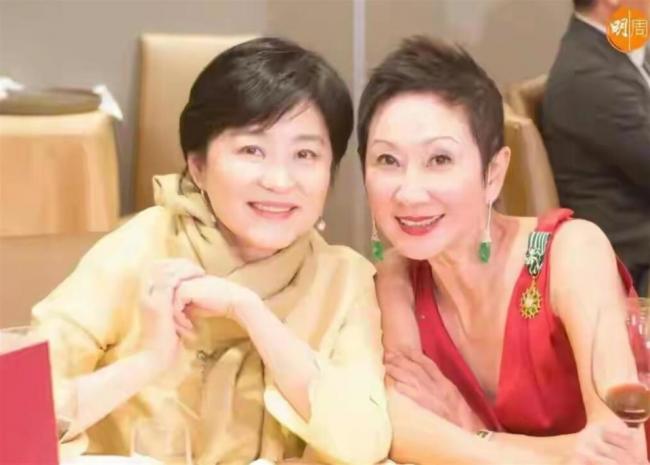 施南生追思会：徐克失声 青霞带怒 叶倩文微笑
