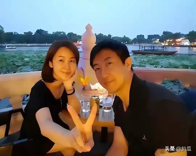 吃梅婷6年软饭为了李小冉被打 如今57岁现状唏嘘（配图26）