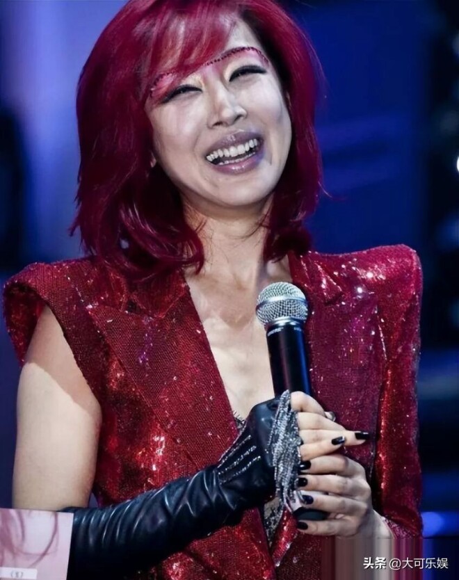 33岁嫁10亿富豪 生了冠军儿子如今成人生赢家（配图6）