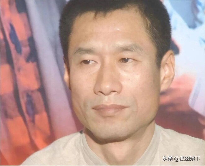 养出白眼狼？68岁刘佩琦落泪 刘晓庆也同病相怜（配图1）