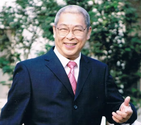 94岁老戏骨去世，香港政府发文，众星哀悼