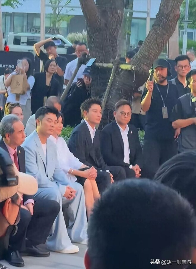 上海活动明星生图见光死 刘嘉玲好肿（配图1）