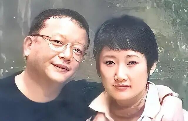 成方圆和王刚离婚25年 境遇变化惊人（配图7）