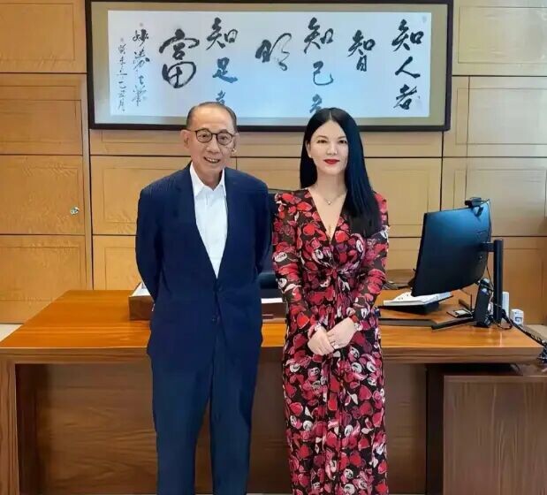 李湘晒王诗龄与施罗德合照 人脉圈层惹人惊叹（配图4）