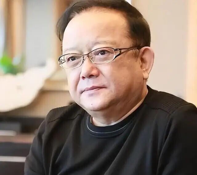 成方圆和王刚离婚25年 境遇变化惊人（配图8）