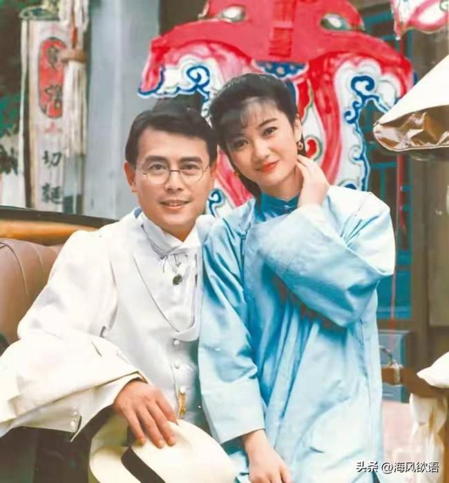 72岁刘德凯被曝昆明养老，满头白发依旧帅气