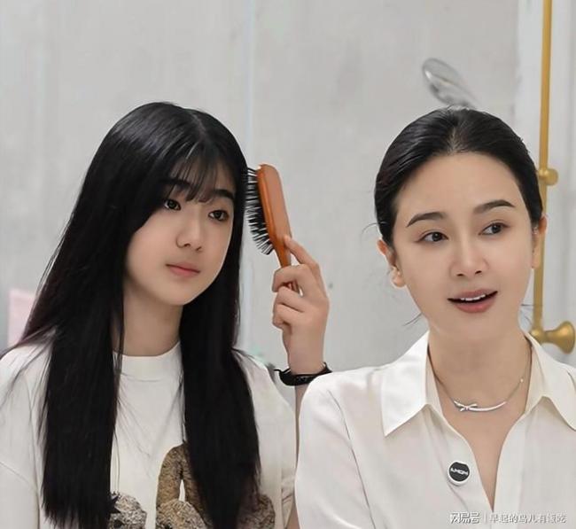 49岁左小青：被豪门抛弃5年 好身材打脸前夫
