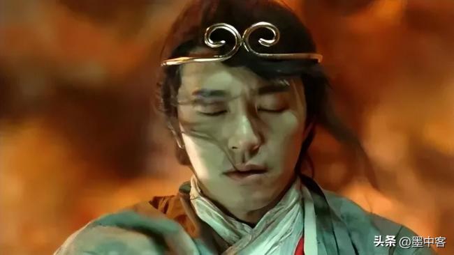 李修贤连夜开播痛骂周星驰，评论区一边倒