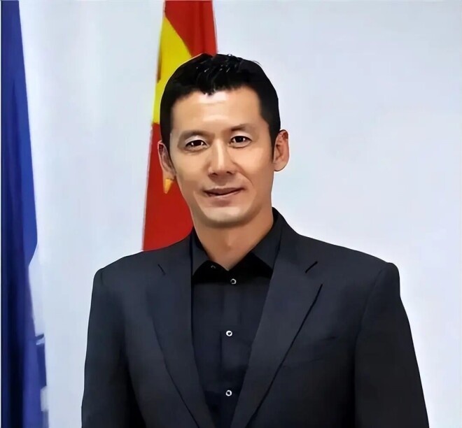 52岁前国脚现状：在浙江当总经理 家人在北京（配图6）