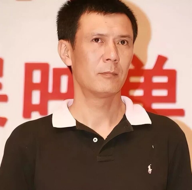 妻子嫌他穷离婚 41岁才走红（配图16）