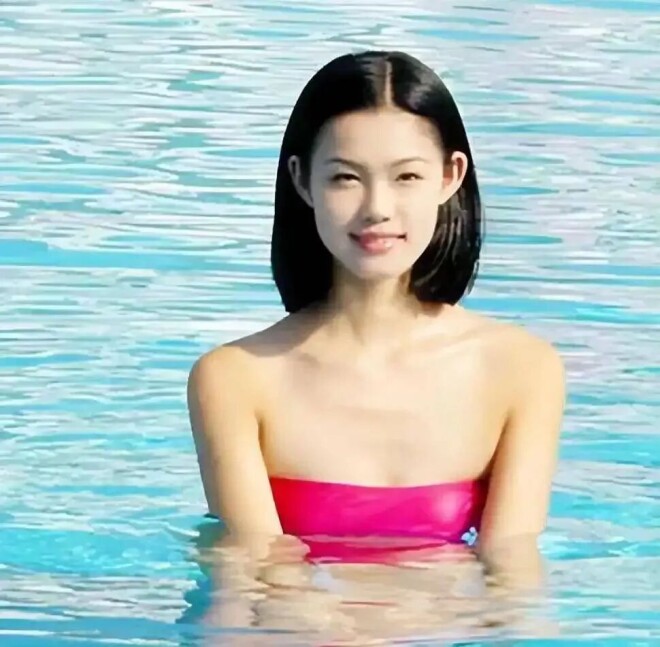 十大高开低走的伤仲永女星 光性感美艳远远不够（配图8）