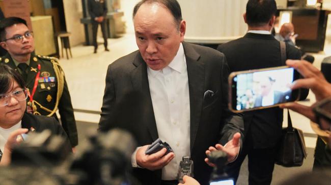 摊牌了！他表态：不惜与北京一战