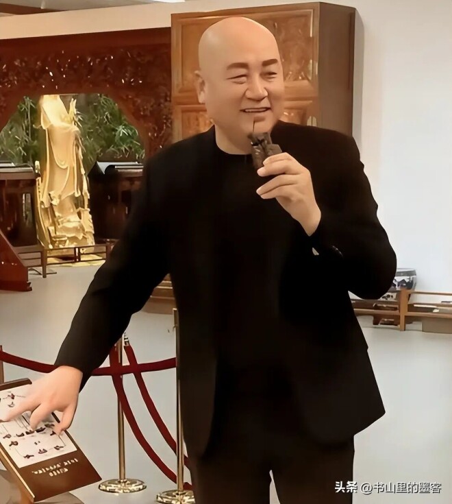 难怪放弃遗产！陈丽华去世半年 迟重瑞现状曝光（配图14）
