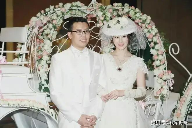 43岁孟瑶2段婚姻生下3个孩子 早已移居美国加州