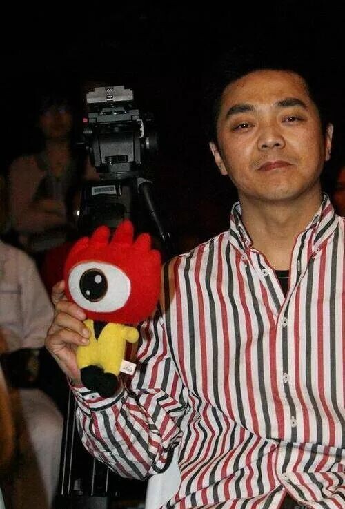 赵明明离婚27年不结婚 前夫再娶外交官（配图2）