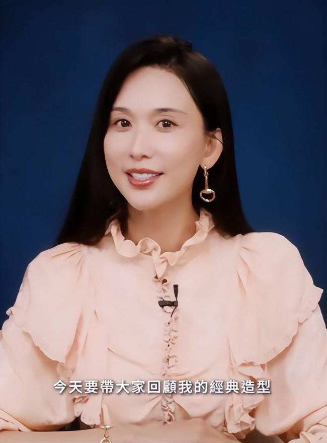 这是林志玲？眼睛小到认不出，被嘲是老太太