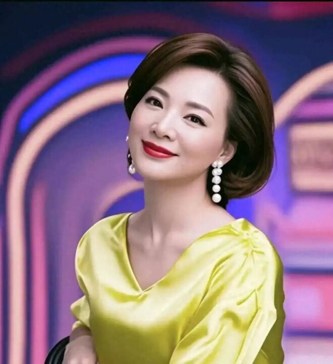 52岁董卿和老公国庆罕同框 关系亲密破离婚传闻（配图9）