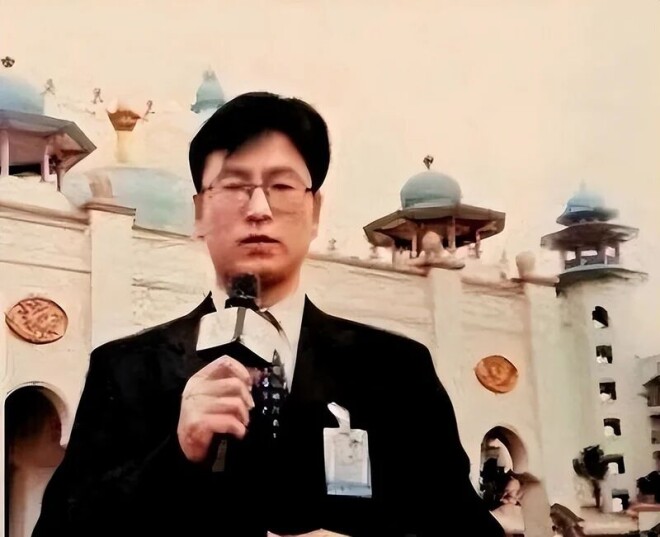 “央视一哥”白岩松被病痛折磨 坦言多次想不开（配图8）