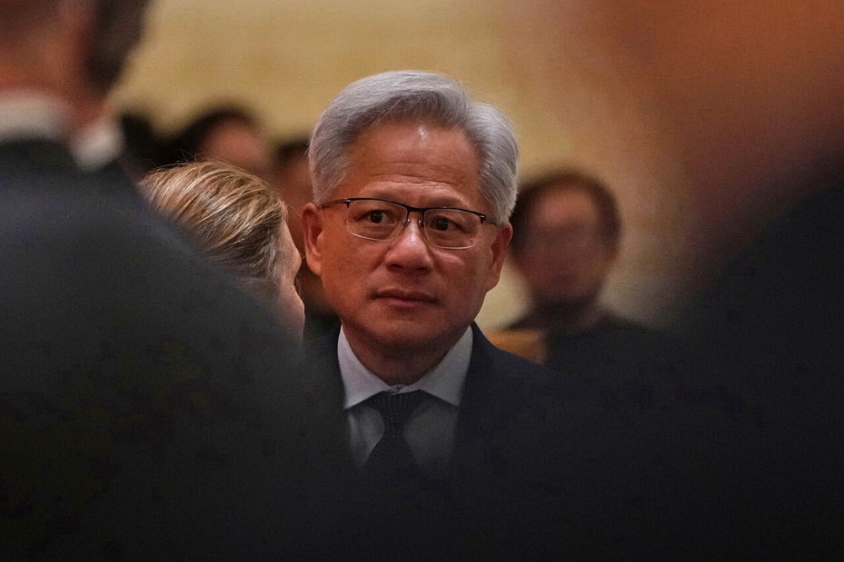 辉达执行长黄仁勋5月14日随美国总统川普出访中国。美联社