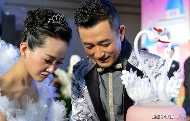 原来他们是夫妻：年龄差15岁 相识三天就结婚（配图9）