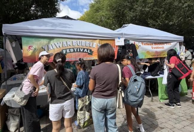 台湾珍奶征服美国   1.8万人朝圣