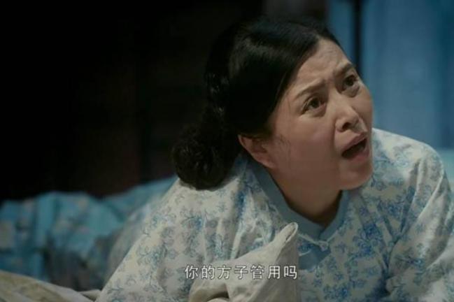 年轻时没管好下半身，如今66岁的她依旧单身