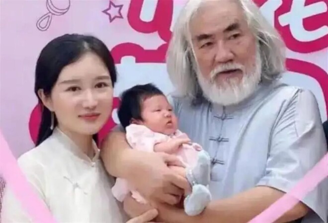 74岁张纪中深夜急疯 老婆招年轻男司机当秘书（配图6）