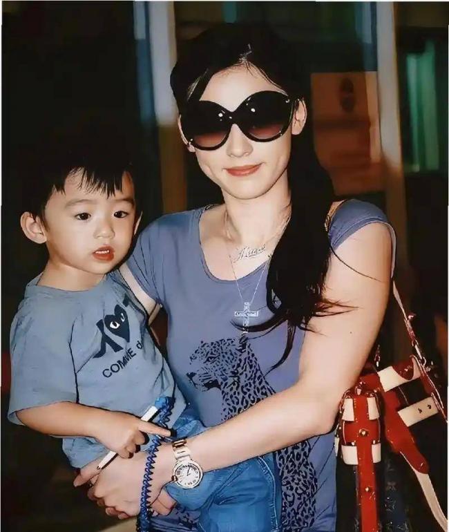这才是真实的张柏芝，谢婷婷终于曝出猛料啦