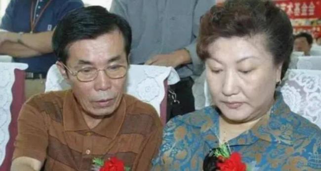 高秀敏女儿被骂败光巨额遗产，20年后她怎样了