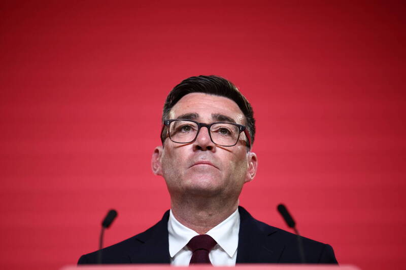 英国新任首相柏南没有太多外交政策经验，但他上任伊始便面临艰巨的国际挑战，包括美国总统特朗普。 （法新社文件照）