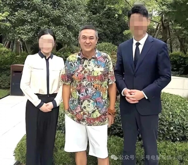 西安别墅才曝光 56岁张嘉益又成都看千万豪宅（配图1）