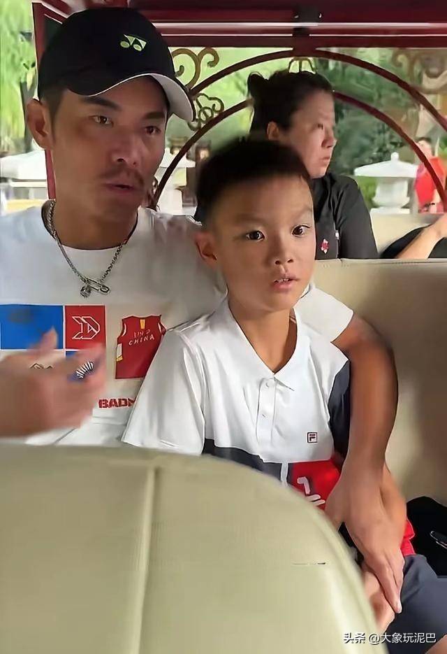 林丹在西班牙被淹的别墅，有多“壕”呢