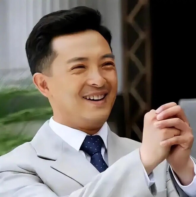 与曾黎分手4年后娶饶敏莉 50岁的富大龙现状如何（配图6）