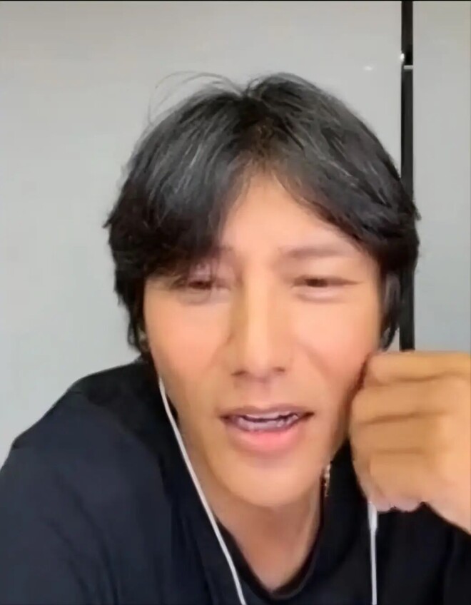 50岁陈坤暴瘦10斤白发明显 未婚带娃 24 年（配图3）