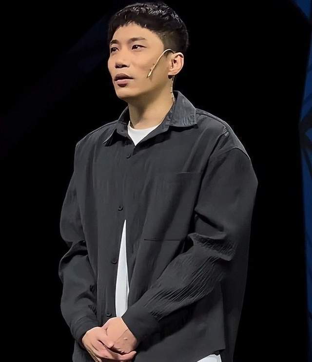 中国知名女星“去父留子” 炸了整个热搜