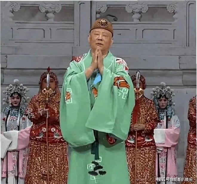 曹云金公开内涵郭德纲 取笑他日子不好过（配图7）