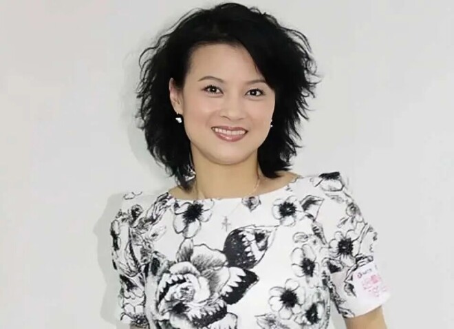 恭喜！62岁香港知名演员突然宣布明年再婚（配图7）