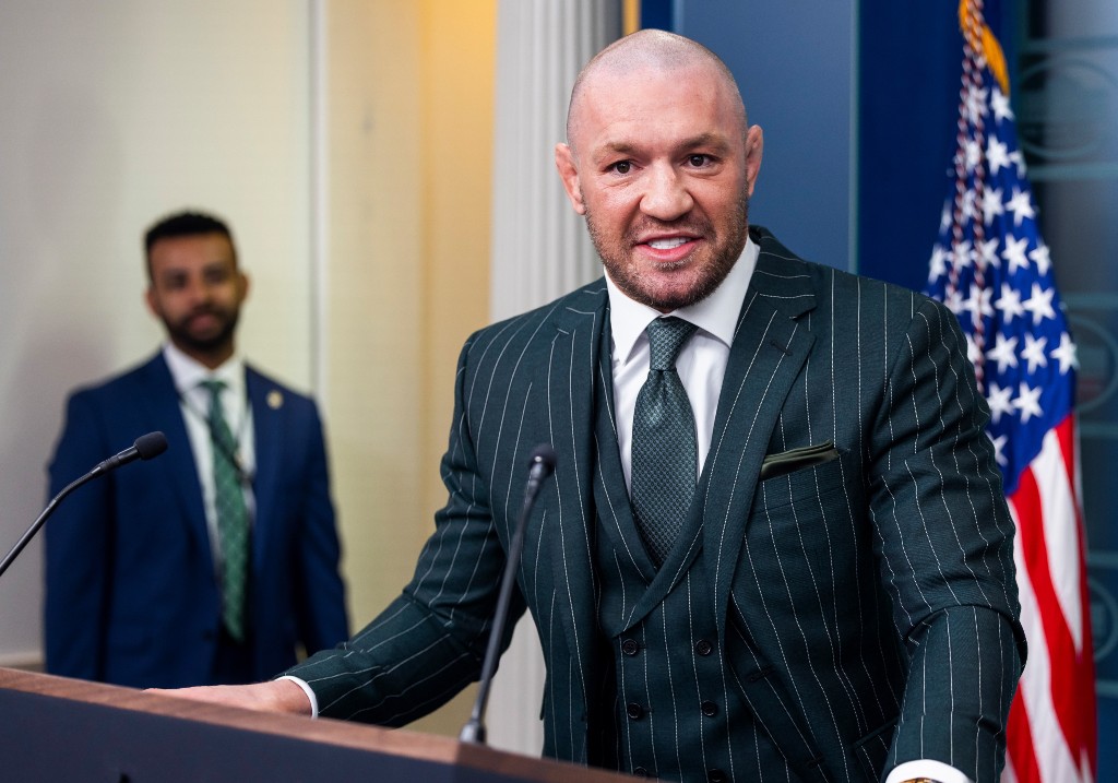 康纳·麦格雷戈（Conor McGregor）说，他正式竞选爱尔兰总统