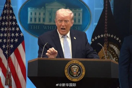 特朗普否认美军袭击伊朗意味着停火结束：这只是轻轻地敲打敲打 ...