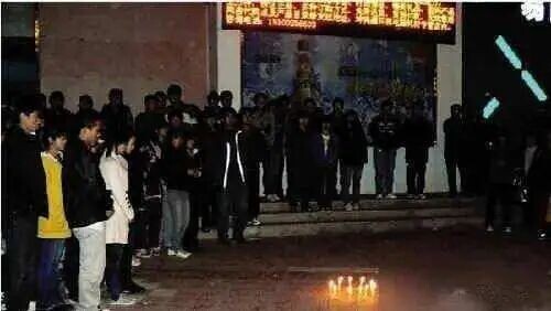 还记得当年喊我爸是李刚的李启铭吗？如今已出狱（配图6）