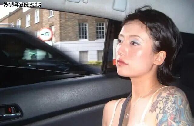 32岁黑尾酱近况曝光 与李诞离婚5年低调蜕变（配图5）