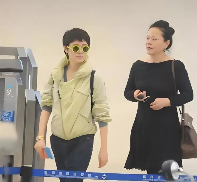她是孙俪母亲：离婚后独自养女儿 68岁独居上海（配图4）