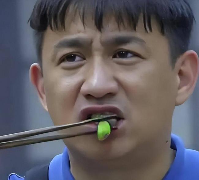 钱多又如何，56岁带呼吸机睡眠的黄磊又传