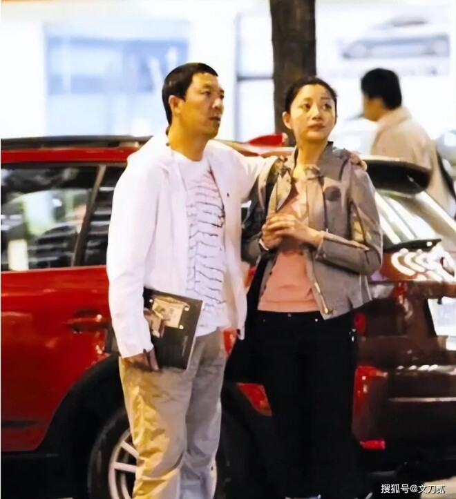 李小冉承认离婚！5个亿宠婚骗局曝光 11年婚姻（配图11）
