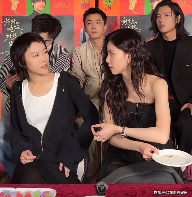 窦靖童宋妍霏约会被拍 宋妍霏已得到王菲认可（配图8）