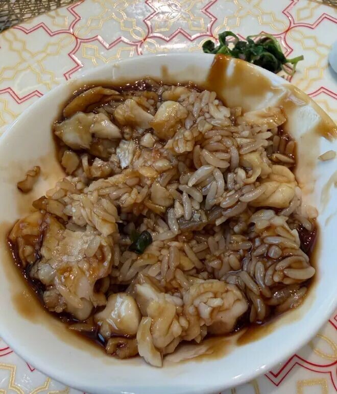 离婚后李小冉没戏拍 用醋鱼汤汁拌米饭吃节俭（配图2）
