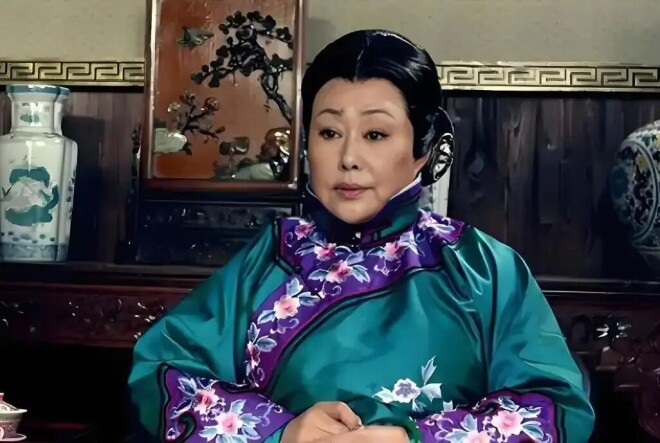 三婚两离、遭家暴8年 75岁斯琴高娃近况曝光（配图12）