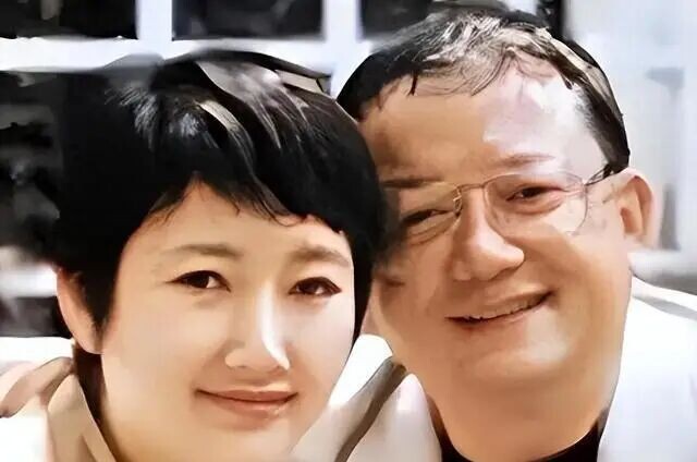 成方圆和王刚离婚25年 境遇变化惊人（配图5）