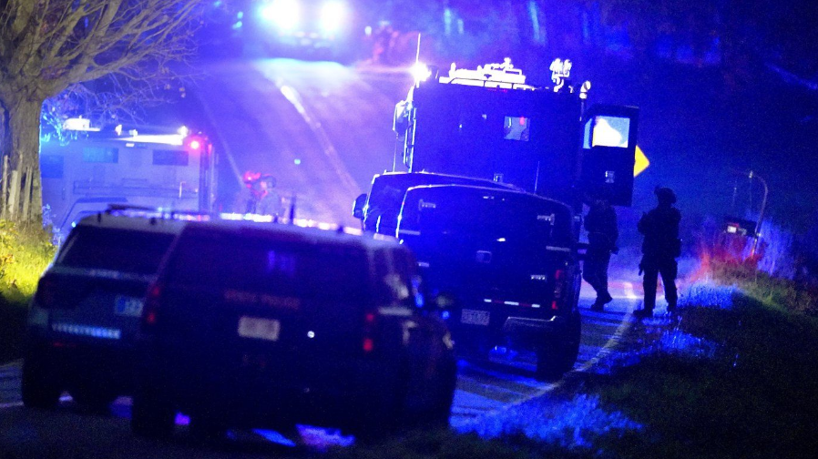警长否认应对缅因州大规模枪击事件的警官饮酒