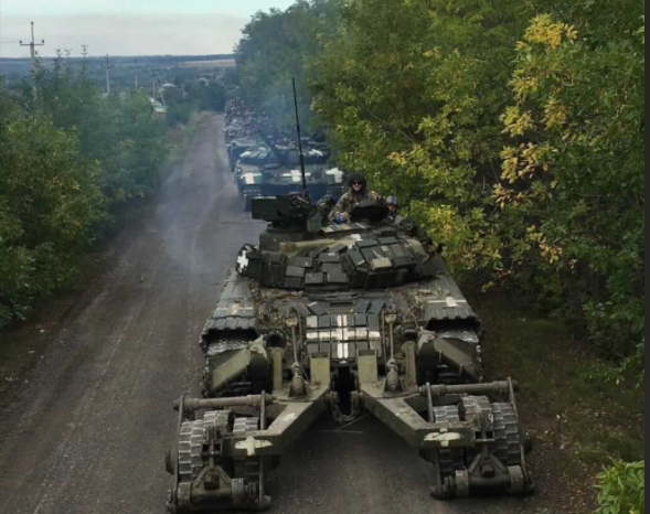 突发！乌克兰装甲部队突袭俄罗斯南部